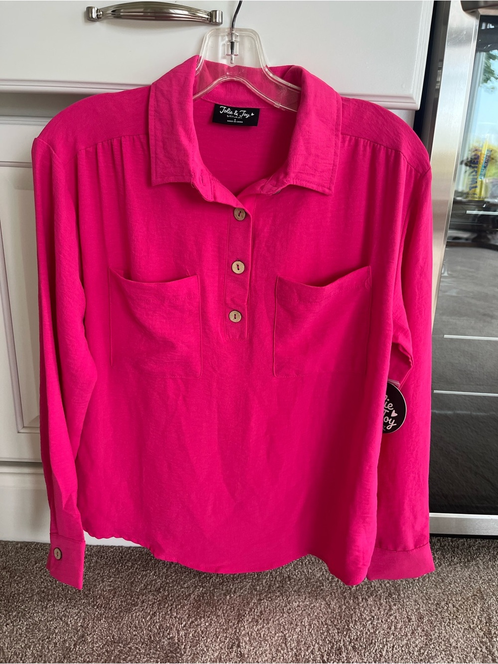 Relaxed Button-Front Collared Shirt in Hot Pink. Brand new size Small
